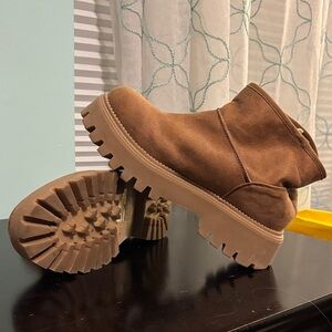 Dolce Vita Tan Faux Fur Lined Boots